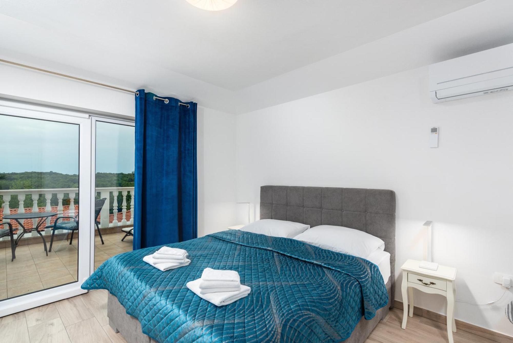 Villa Buroli With Pool, Sauna And Jacuzzi Exterior photo